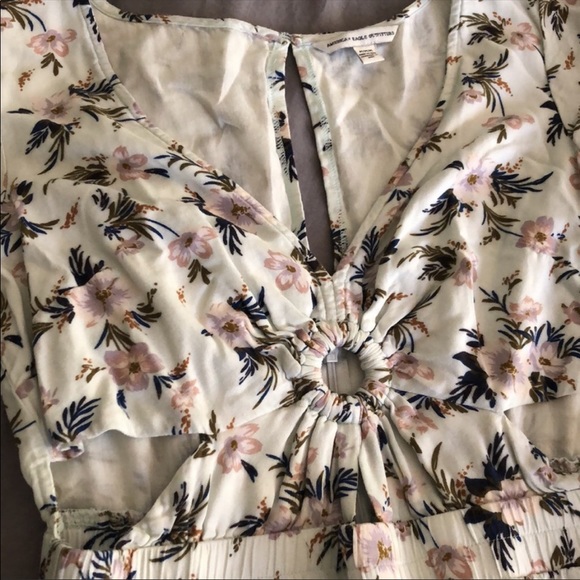 AE keyhole dress - Picture 9 of 10